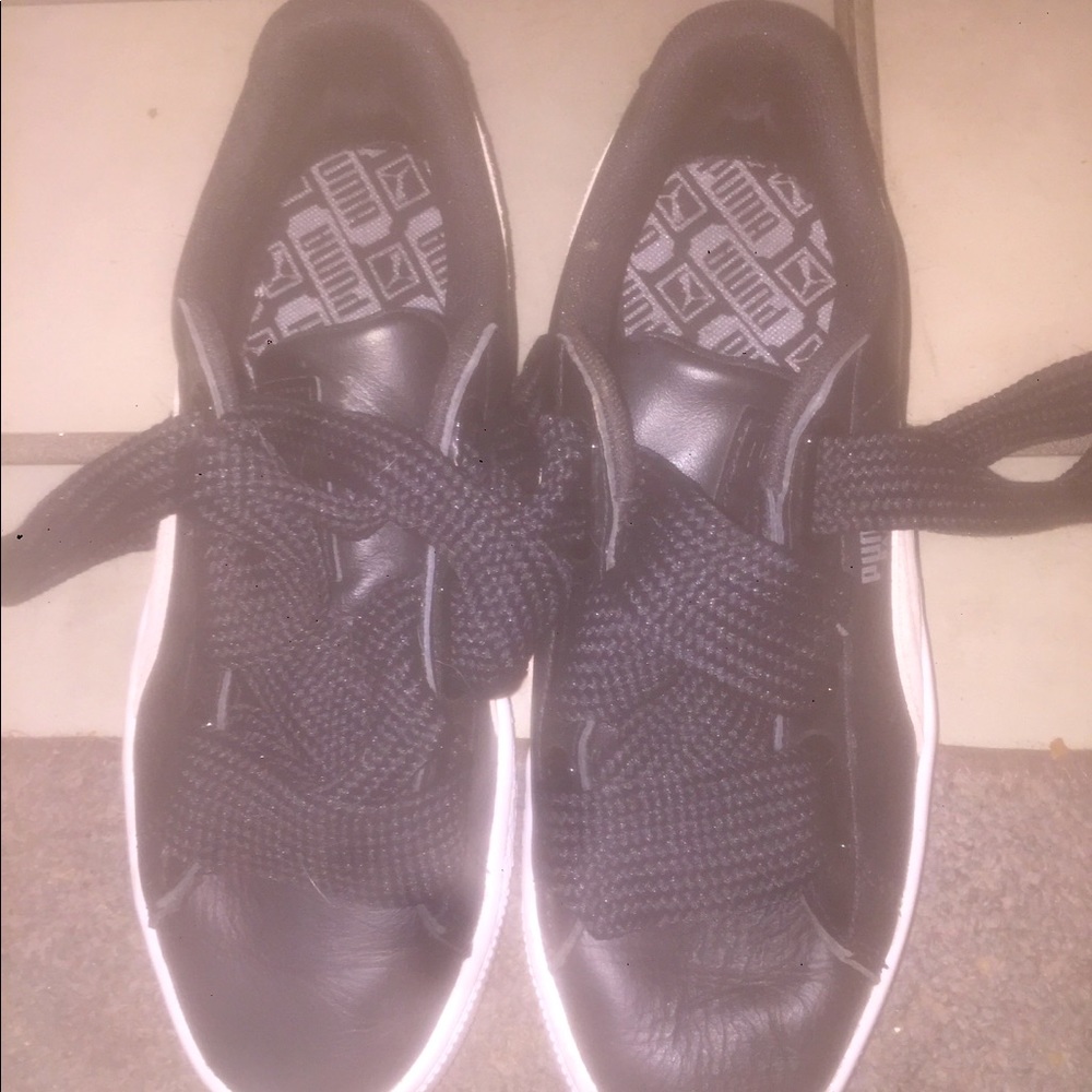 Puma wide lace limited color blk 7 1/2
